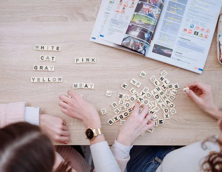 Učenie cez kontext a slovíčka